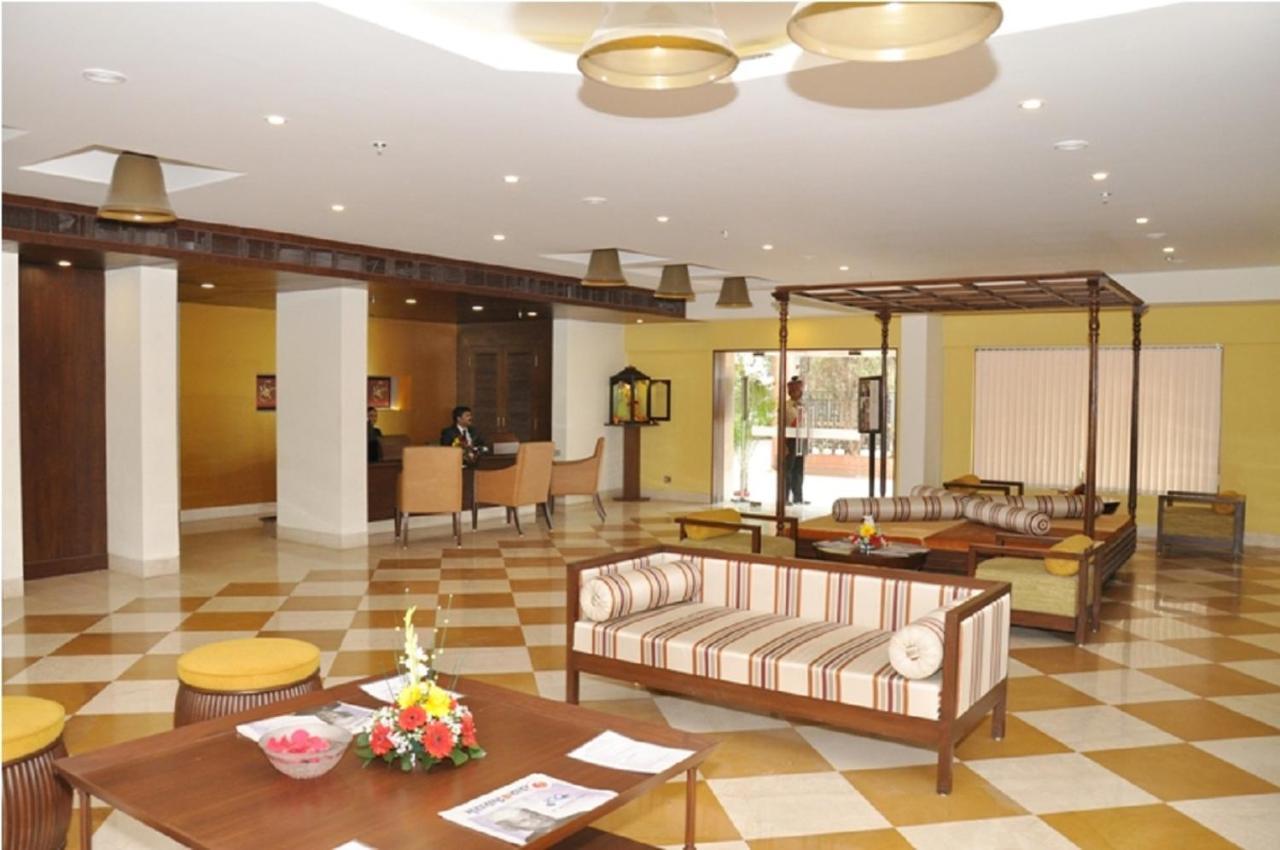 Hotel Abigail Goradia's Shirdi Exterior foto