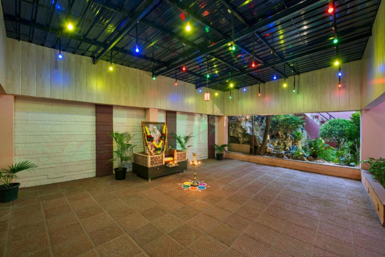 Hotel Abigail Goradia's Shirdi Exterior foto