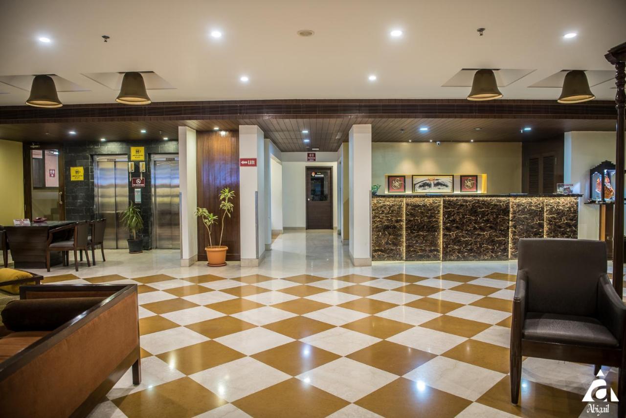 Hotel Abigail Goradia's Shirdi Exterior foto
