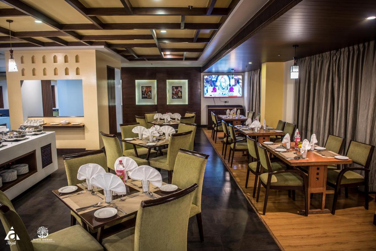 Hotel Abigail Goradia's Shirdi Exterior foto